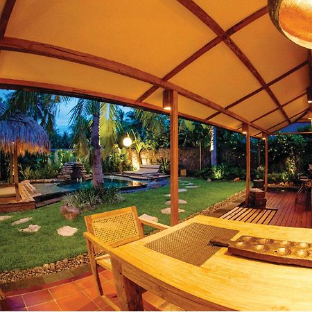 Villa Bhuvana With Private Swimming Pool Gili Trawangan Extérieur photo