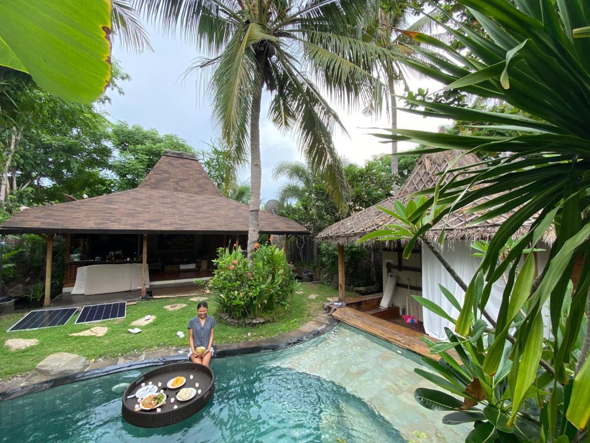 Villa Bhuvana With Private Swimming Pool Gili Trawangan Extérieur photo