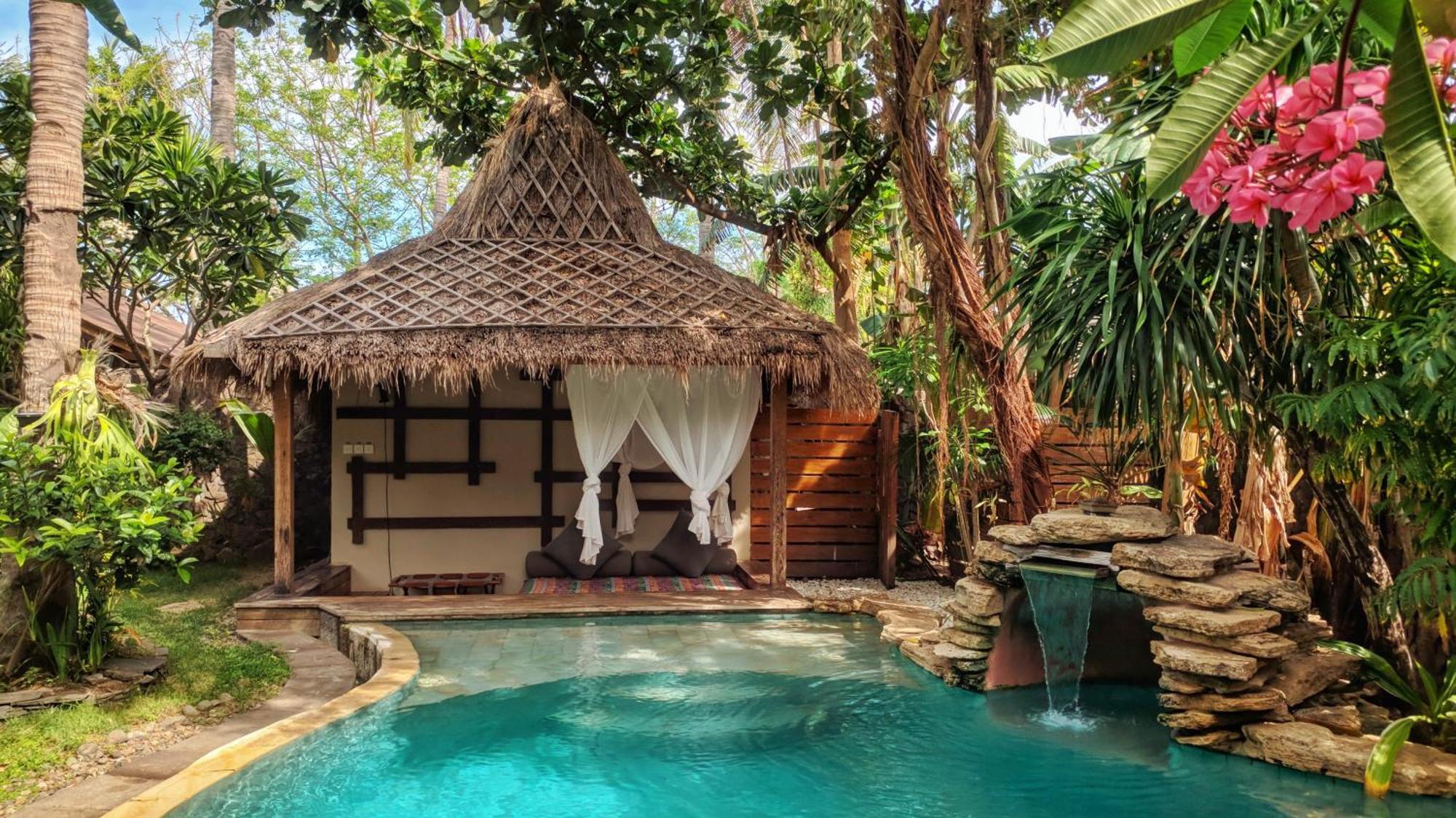 Villa Bhuvana With Private Swimming Pool Gili Trawangan Extérieur photo