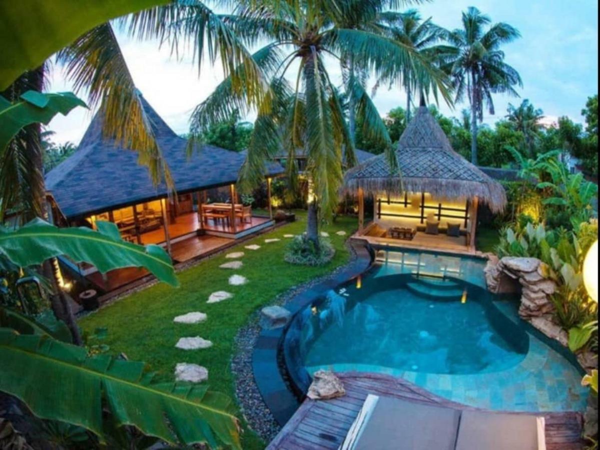 Villa Bhuvana With Private Swimming Pool Gili Trawangan Extérieur photo