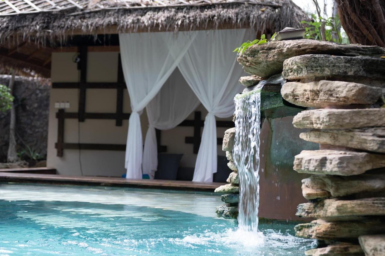 Villa Bhuvana With Private Swimming Pool Gili Trawangan Extérieur photo